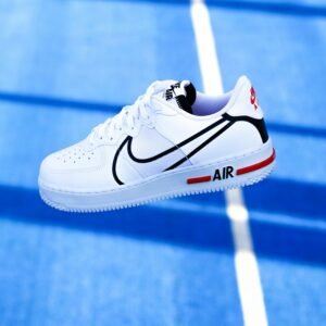 White Nike Air Force 1 low sneaker